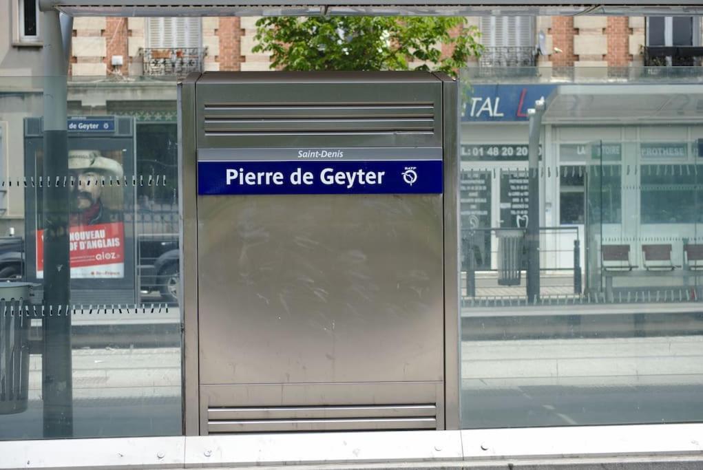 2 Pieces Lumineux A 5 Min A Pied Stade De France Saint-Denis  Ngoại thất bức ảnh